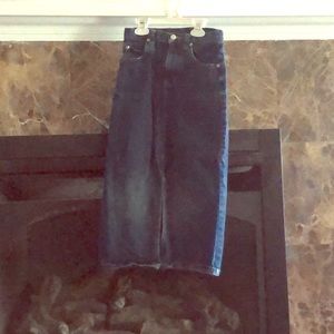 Girls blue jean skirt good condition
